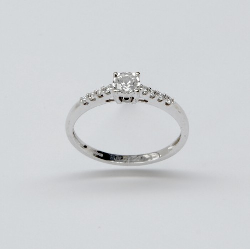 9ct White Gold Diamond Ring